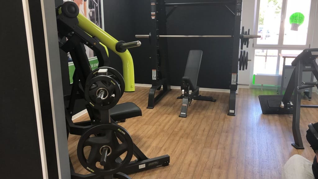 Fitnessstudio Vyškov trénink s činkami
